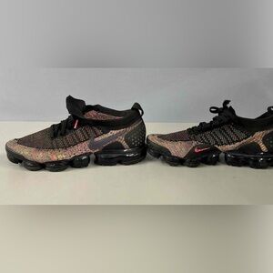 Nike Men’s VaporMax Flyknit 2 Men’s Sneakers Shoe Size- 9.5 black multicolor